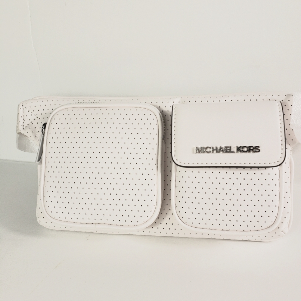 MICHAEL KORS Hanover Medium Belt Bag Optic white…